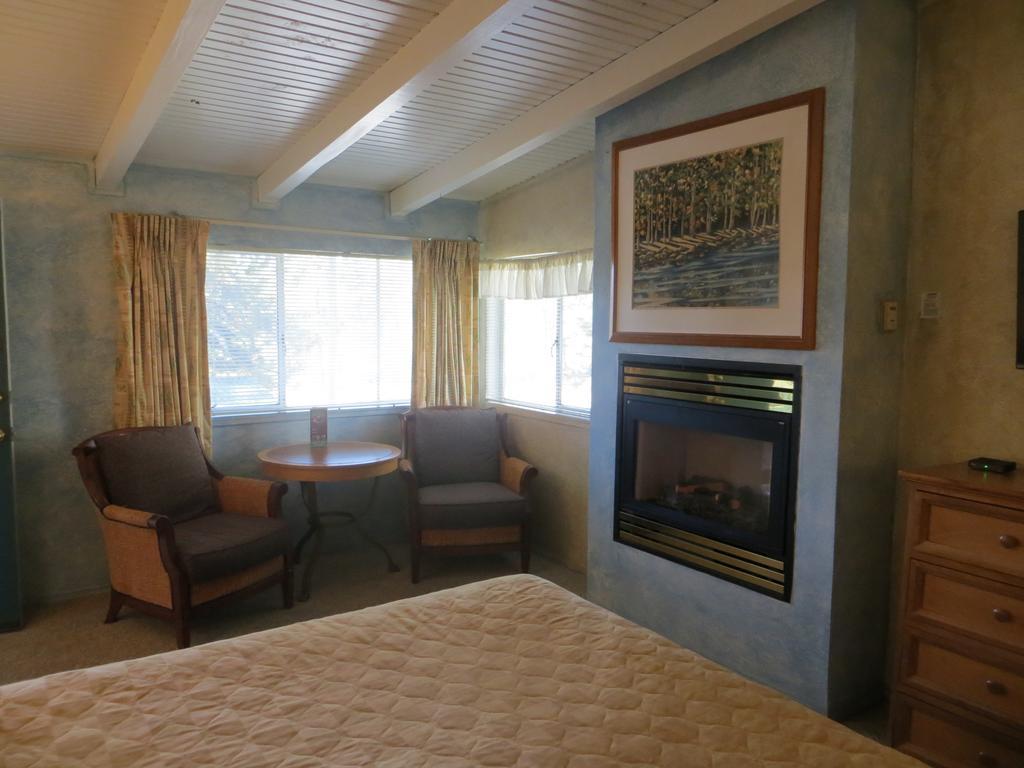 Cedar Inn & Suites Саус Лэйк Тахо Экстерьер фото