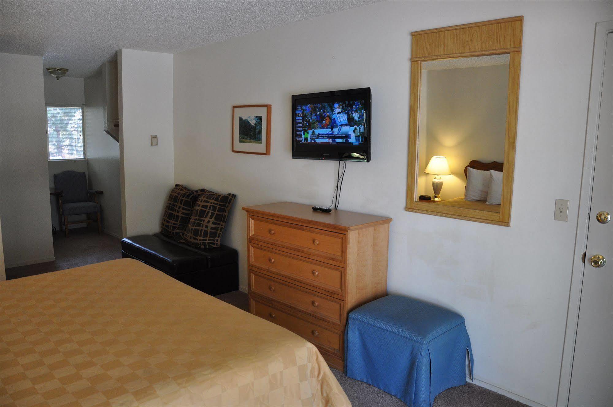 Cedar Inn & Suites Саус Лэйк Тахо Экстерьер фото